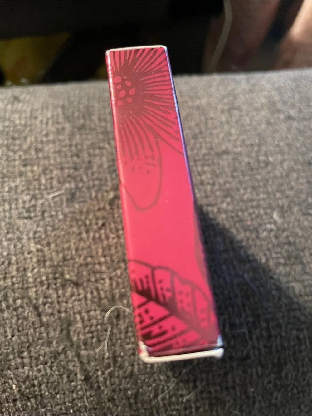 Clinique All About Shadow Limited-Edition Quad - Magenta Floral Packaging